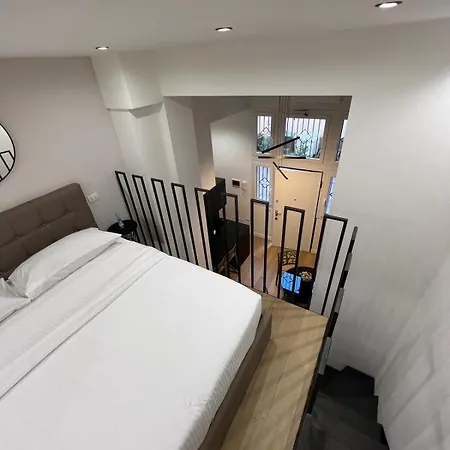 Cortivo House Perugino 8 アパート ミラノ